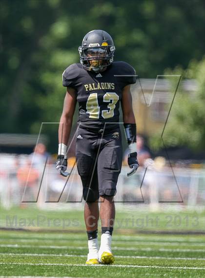 Thumbnail 1 in Gilman @ Paramus Catholic (I-95 New Jersey Football Classic) photogallery.
