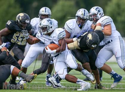 Thumbnail 3 in Gilman @ Paramus Catholic (I-95 New Jersey Football Classic) photogallery.