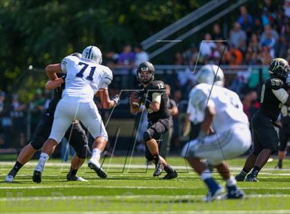 Thumbnail 3 in Gilman @ Paramus Catholic (I-95 New Jersey Football Classic) photogallery.