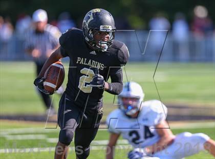 Thumbnail 3 in Gilman @ Paramus Catholic (I-95 New Jersey Football Classic) photogallery.