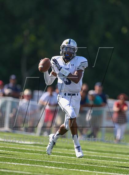 Thumbnail 1 in Gilman @ Paramus Catholic (I-95 New Jersey Football Classic) photogallery.