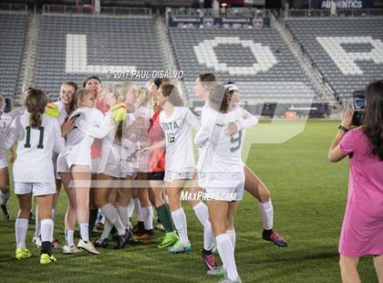 Thumbnail 1 in Mountain Vista vs. Arapahoe (CHSAA 5A Final) photogallery.