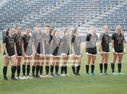 Thumbnail 2 in Mountain Vista vs. Arapahoe (CHSAA 5A Final) photogallery.