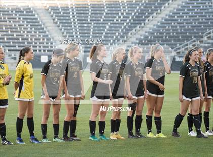 Thumbnail 2 in Mountain Vista vs. Arapahoe (CHSAA 5A Final) photogallery.