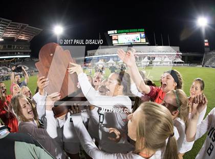 Thumbnail 1 in Mountain Vista vs. Arapahoe (CHSAA 5A Final) photogallery.