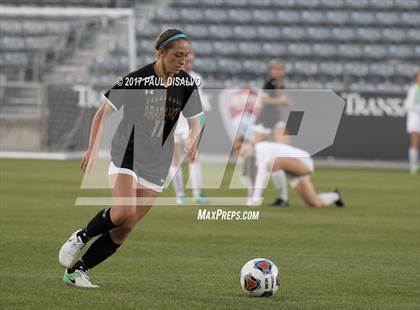 Thumbnail 2 in Mountain Vista vs. Arapahoe (CHSAA 5A Final) photogallery.