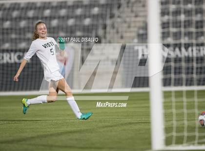 Thumbnail 3 in Mountain Vista vs. Arapahoe (CHSAA 5A Final) photogallery.
