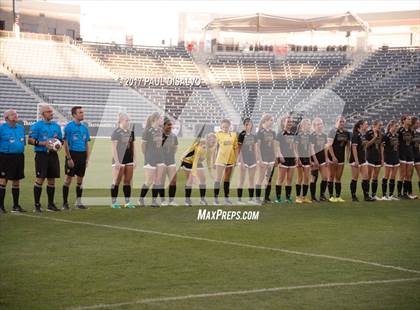 Thumbnail 1 in Mountain Vista vs. Arapahoe (CHSAA 5A Final) photogallery.