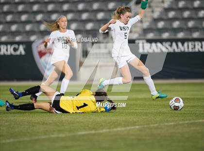 Thumbnail 3 in Mountain Vista vs. Arapahoe (CHSAA 5A Final) photogallery.