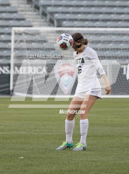 Thumbnail 3 in Mountain Vista vs. Arapahoe (CHSAA 5A Final) photogallery.