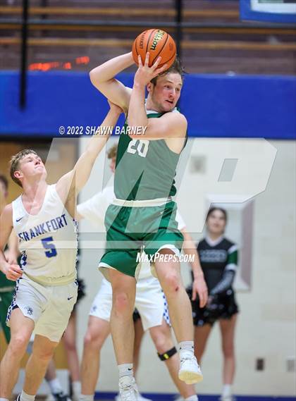 Thumbnail 1 in Monrovia vs Frankfort (IHSAA Class 3A Boys Sectional Round 1) photogallery.