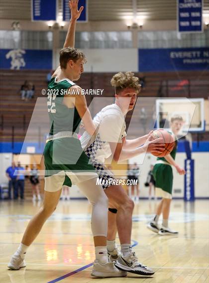 Thumbnail 2 in Monrovia vs Frankfort (IHSAA Class 3A Boys Sectional Round 1) photogallery.