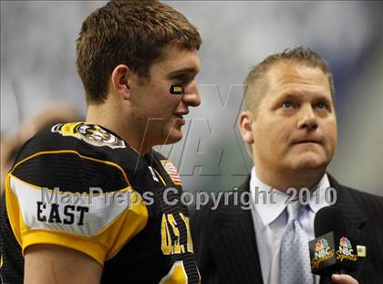 Thumbnail 2 in 2010 Army All-American Bowl  photogallery.