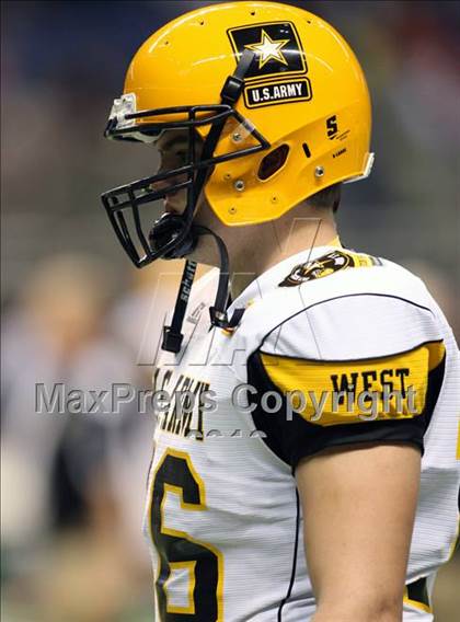 Thumbnail 1 in 2010 Army All-American Bowl  photogallery.