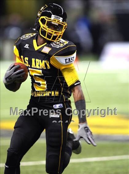 Thumbnail 2 in 2010 Army All-American Bowl  photogallery.