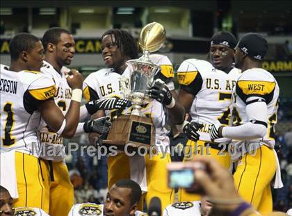 Thumbnail 2 in 2010 Army All-American Bowl  photogallery.