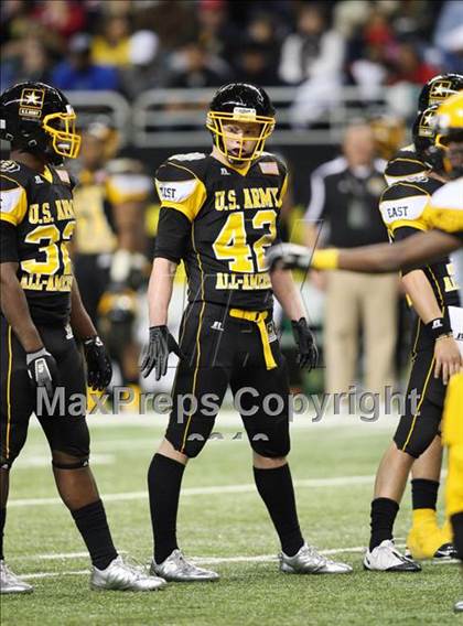 Thumbnail 1 in 2010 Army All-American Bowl  photogallery.