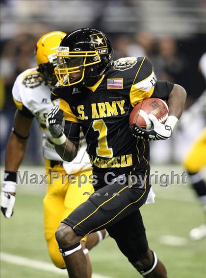 Thumbnail 2 in 2010 Army All-American Bowl  photogallery.