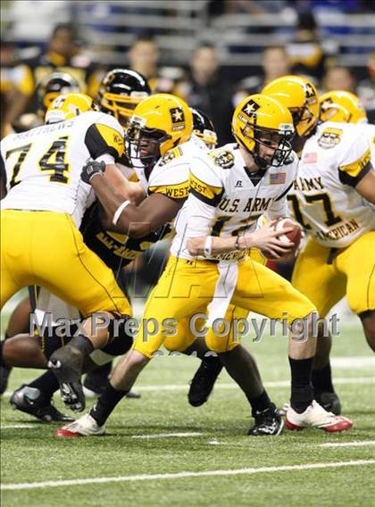 Thumbnail 1 in 2010 Army All-American Bowl  photogallery.