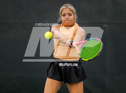 Thumbnail 1 in UIL Tennis 1A 2A Girls Semifinals photogallery.