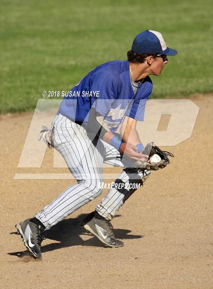 Thumbnail 2 in Auburn vs. Taconic (MIAA Division 3 Semifinal) photogallery.