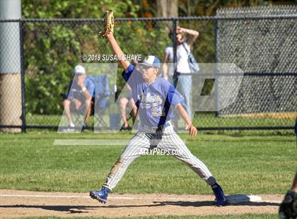 Thumbnail 2 in Auburn vs. Taconic (MIAA Division 3 Semifinal) photogallery.