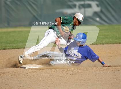 Thumbnail 1 in Auburn vs. Taconic (MIAA Division 3 Semifinal) photogallery.