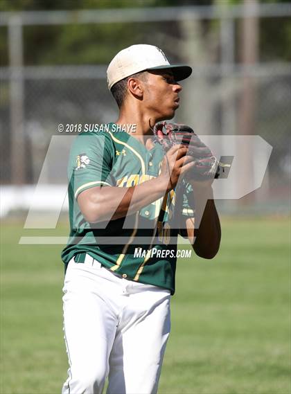 Thumbnail 3 in Auburn vs. Taconic (MIAA Division 3 Semifinal) photogallery.