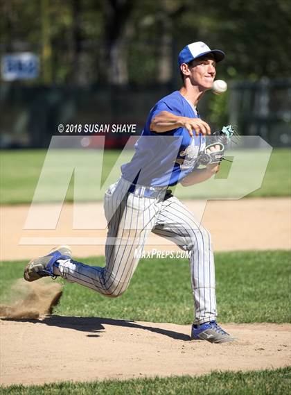 Thumbnail 3 in Auburn vs. Taconic (MIAA Division 3 Semifinal) photogallery.