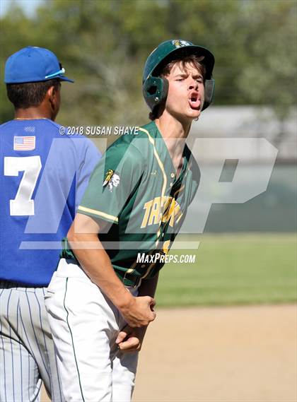Thumbnail 2 in Auburn vs. Taconic (MIAA Division 3 Semifinal) photogallery.