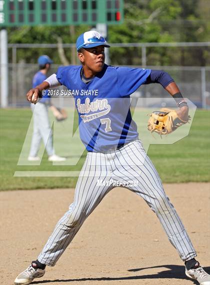 Thumbnail 2 in Auburn vs. Taconic (MIAA Division 3 Semifinal) photogallery.