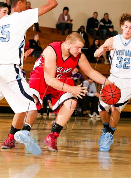 Thumbnail 1 in Loveland vs. Ralston Valley (Ralston Roundup) photogallery.