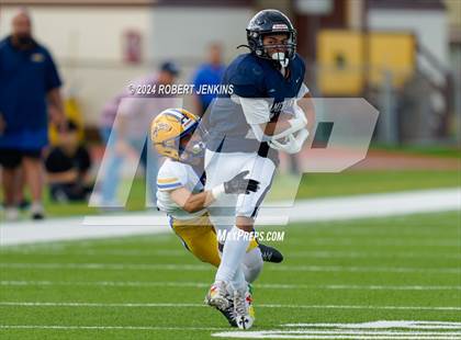 Thumbnail 1 in Kaiser vs. Kamehameha Maui (HHSAA Division II Final) photogallery.