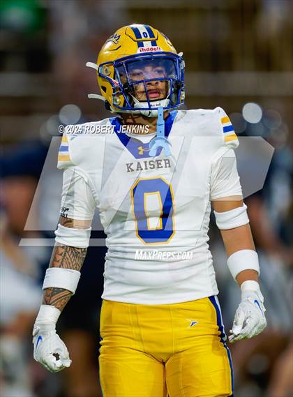 Thumbnail 1 in Kaiser vs. Kamehameha Maui (HHSAA Division II Final) photogallery.