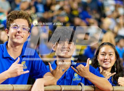 Thumbnail 2 in Kaiser vs. Kamehameha Maui (HHSAA Division II Final) photogallery.
