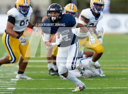 Thumbnail 2 in Kaiser vs. Kamehameha Maui (HHSAA Division II Final) photogallery.