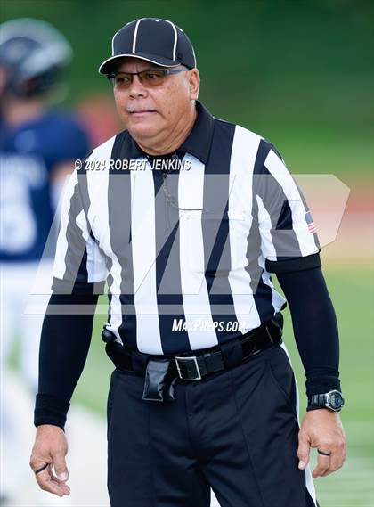 Thumbnail 1 in Kaiser vs. Kamehameha Maui (HHSAA Division II Final) photogallery.
