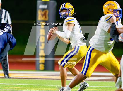 Thumbnail 3 in Kaiser vs. Kamehameha Maui (HHSAA Division II Final) photogallery.