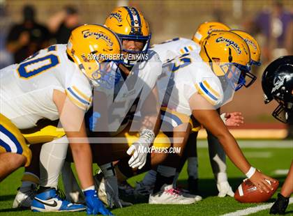 Thumbnail 3 in Kaiser vs. Kamehameha Maui (HHSAA Division II Final) photogallery.