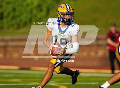 Thumbnail 3 in Kaiser vs. Kamehameha Maui (HHSAA Division II Final) photogallery.