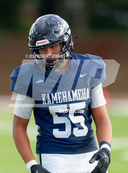 Thumbnail 2 in Kaiser vs. Kamehameha Maui (HHSAA Division II Final) photogallery.