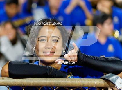 Thumbnail 1 in Kaiser vs. Kamehameha Maui (HHSAA Division II Final) photogallery.