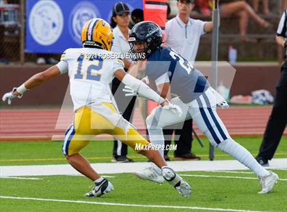 Thumbnail 3 in Kaiser vs. Kamehameha Maui (HHSAA Division II Final) photogallery.