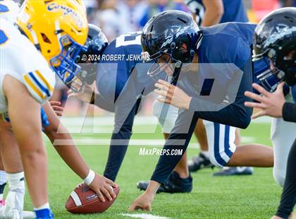 Thumbnail 2 in Kaiser vs. Kamehameha Maui (HHSAA Division II Final) photogallery.
