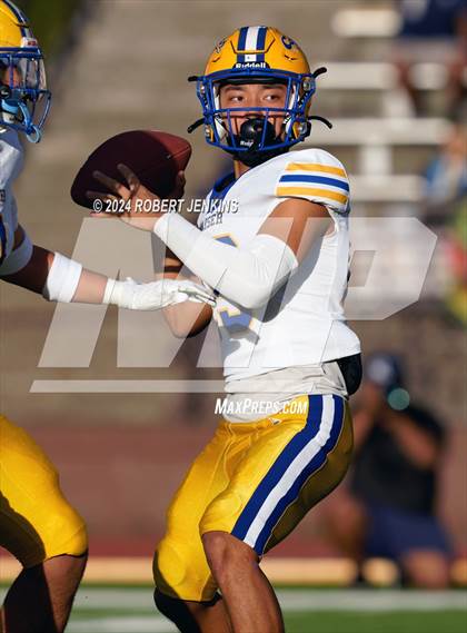 Thumbnail 2 in Kaiser vs. Kamehameha Maui (HHSAA Division II Final) photogallery.