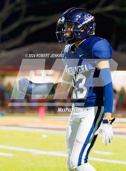 Thumbnail 3 in Kaiser vs. Kamehameha Maui (HHSAA Division II Final) photogallery.
