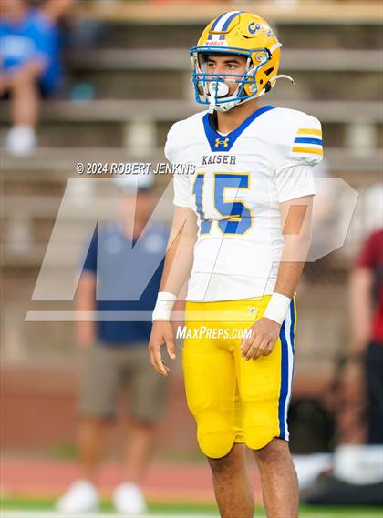 Thumbnail 3 in Kaiser vs. Kamehameha Maui (HHSAA Division II Final) photogallery.