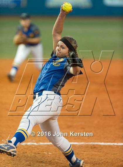 Thumbnail 1 in Venice vs Charlotte (FHSAA 7A District Semifinal) photogallery.