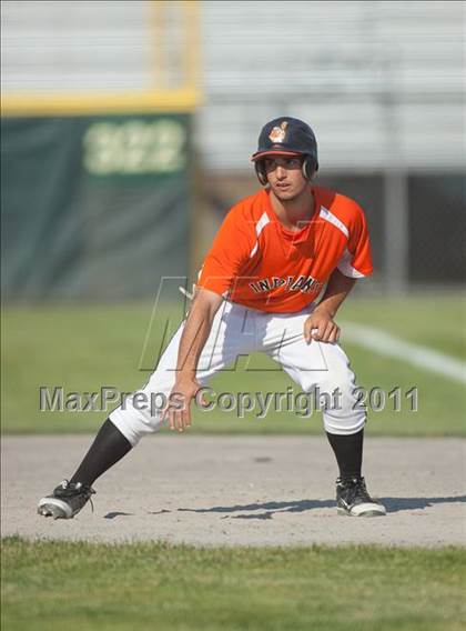 Thumbnail 1 in Stonington vs Montville (CIAC Class M Semifinal) photogallery.