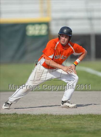 Thumbnail 1 in Stonington vs Montville (CIAC Class M Semifinal) photogallery.